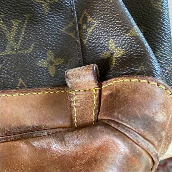 Louis Vuitton GM Backpack Vintage - Picture 5 of 8